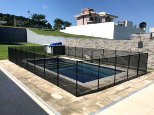cerca de protecao para piscina